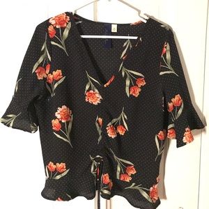 Cute blouse